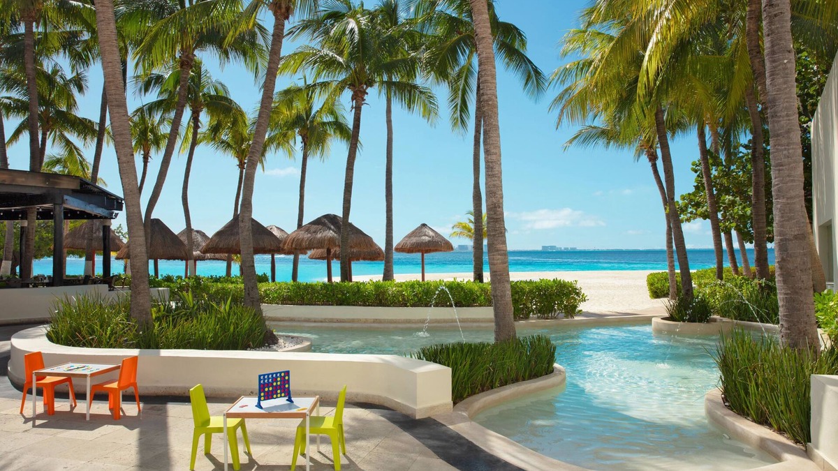 Punta Cancun Resort | Dreams Sands Cancun Resort & Spa - All Inclusive