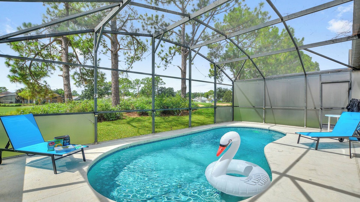 Haines City House | Dreamy 3BR, Pool,Golf, Disney, Universal, Legoland
