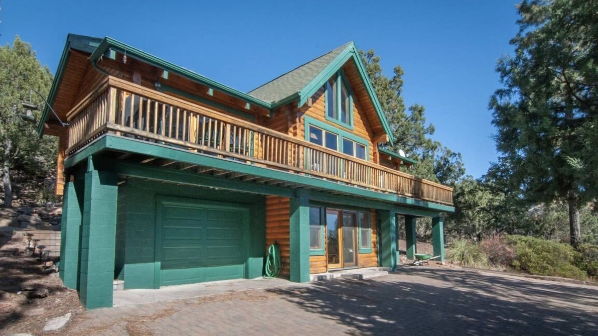 Pine Cabin | Dreamy Cabin in the Trees! BBQ & Stargazing Deck