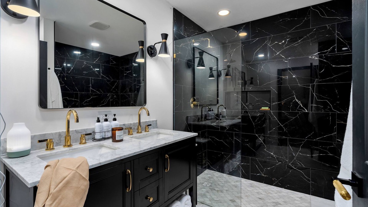 Anderson Apartment | Dreamy Luxury Stay in Anderson - 7 minutes from I-85
