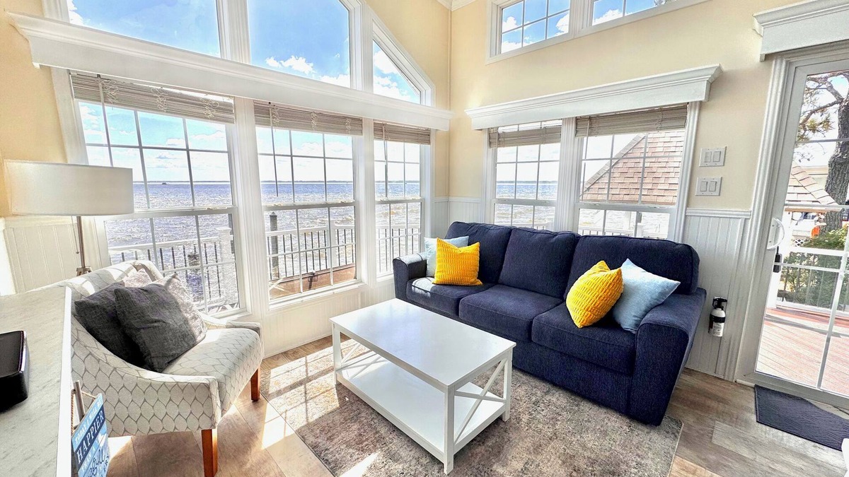 Sandbridge Cottage | Dreamy Sunsets! Waterfront Retreat! Pet Friendly!
