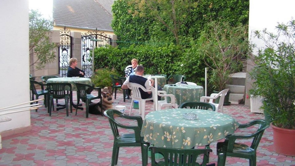 Podersdorf am See House | Dreibettzimmer, WC - Hotel Gästehaus Herlinde