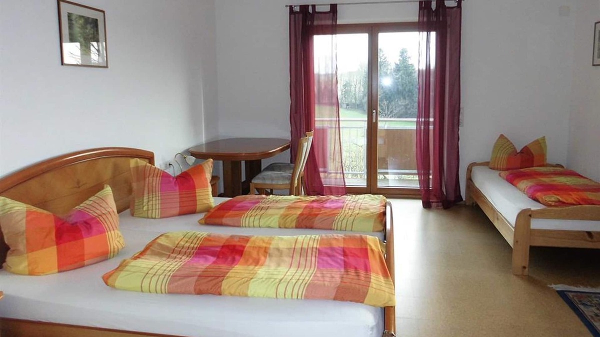 Amtzell Apartment | Dreibettzimmer, Dusche Oder Bad, WC - Gasthof Grüner Baum "kongo"