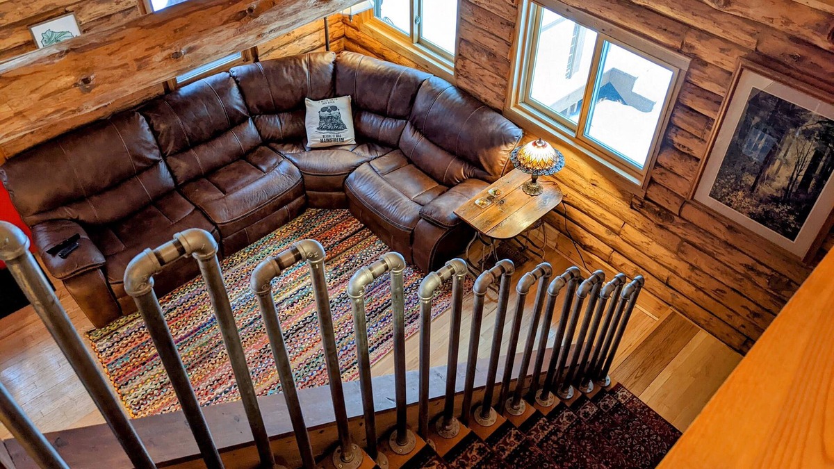Lone Rock Cabin | 🌲Driftless Chalet🌲 Secluded 2BR cabin on 5 wooded acres
