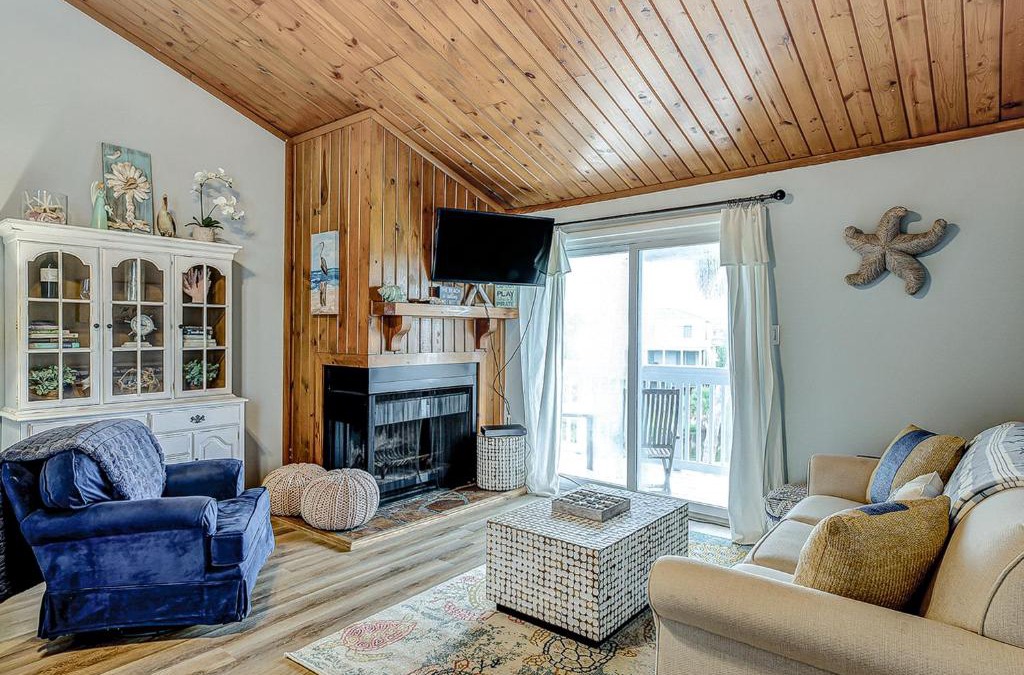 Ocean Ridge Apartment | Driftwood Dream
