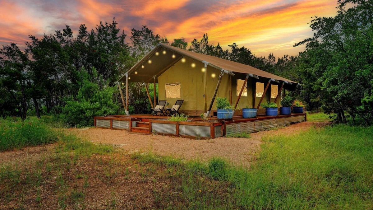 Hays County Condo | Dripping Springs Homestead - Safari Tent + Recreational Pavilion