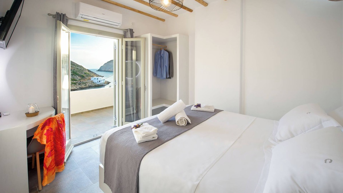 Herronisos Apartment | Droufakos’ home - Beachfront Lux 2BD apt. w. Views