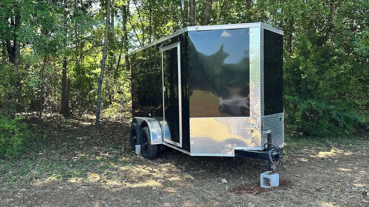 Langston RV Rental | Dry Camping with optional AC in charming Langston