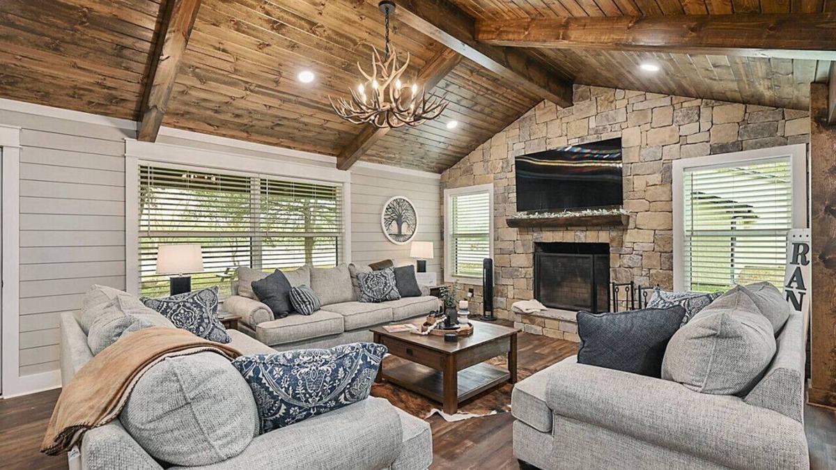 Bryan House | Dry Creek Ranch ~ Aggieland Vacation Rentals