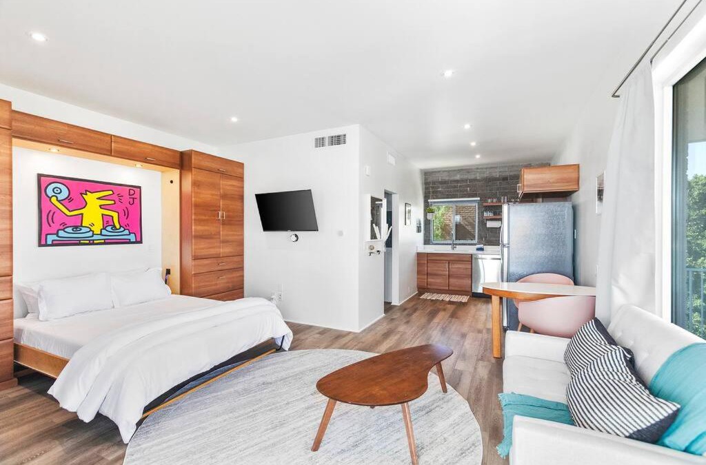 Roosevelt Apartment | DTPH Modern Designer Studio - Pool & Parking -
