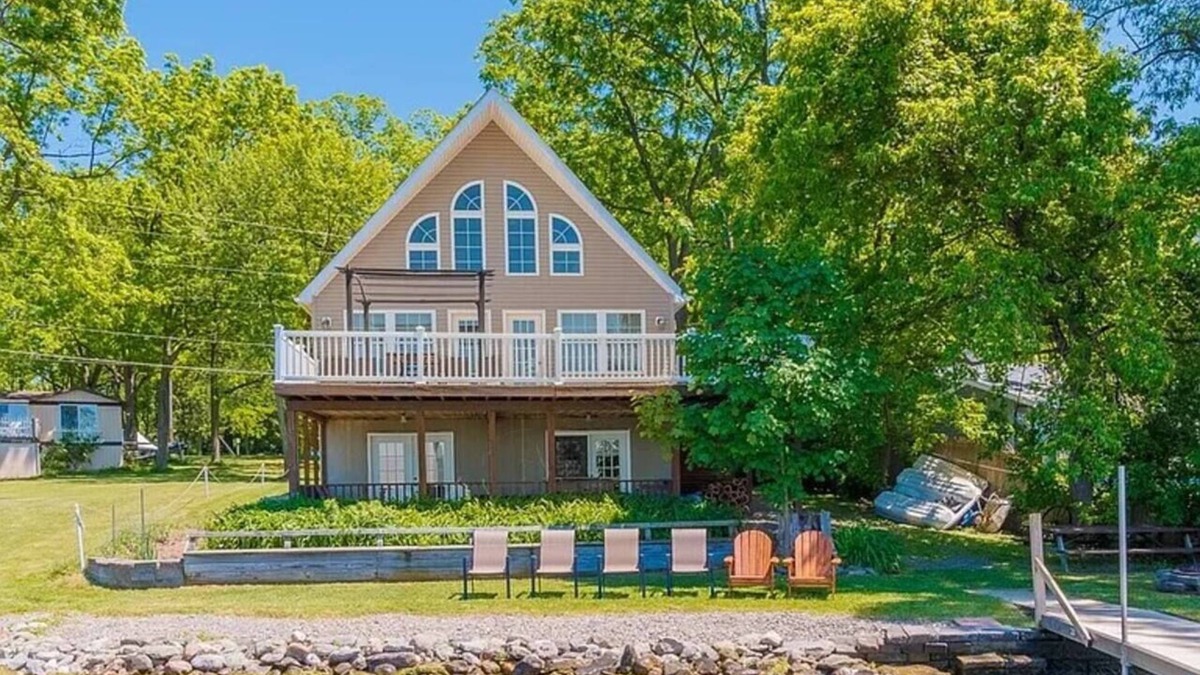 Cayuga House | Dual House | Cayuga Lake | Fire Pit | Hot Tub