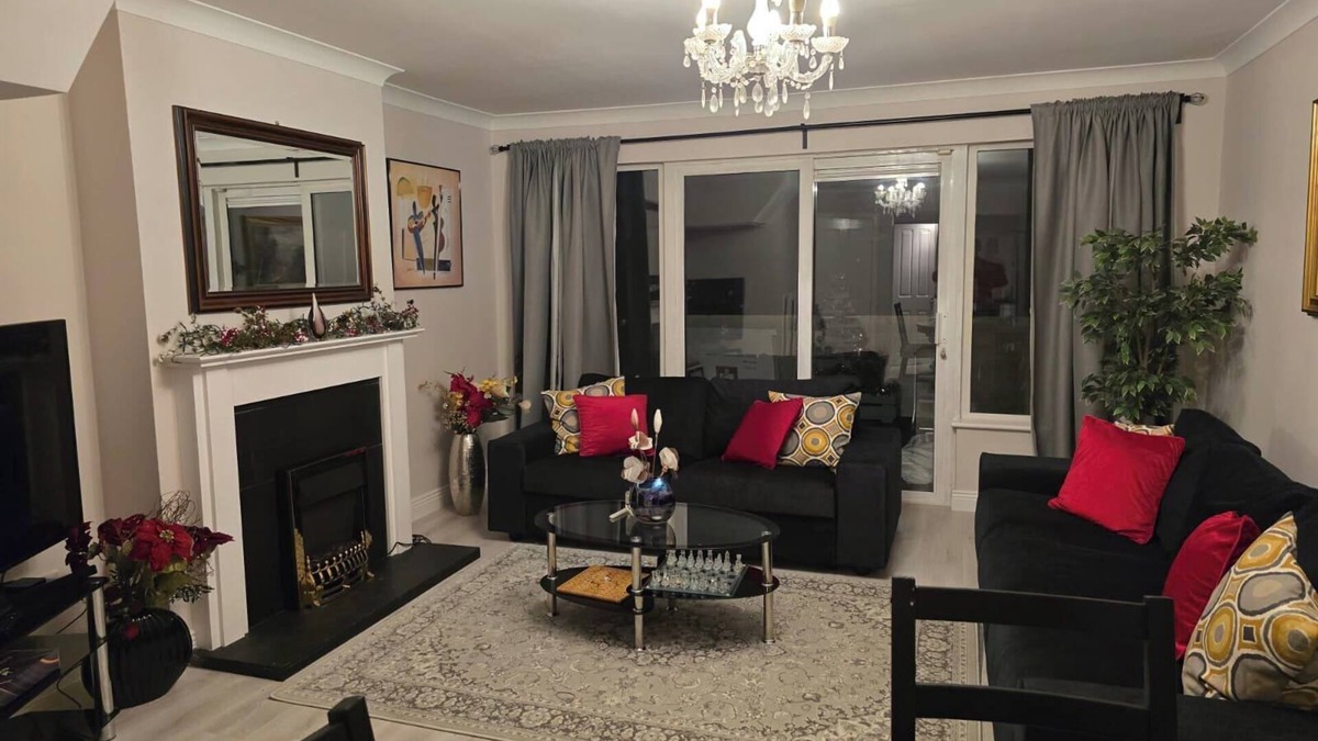 Ongar House | Dublin - 3 Bedroom Cosy Home - Sleeps Max 7