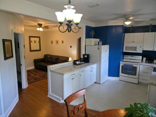 Duckpond House | Duck Pond Getaway