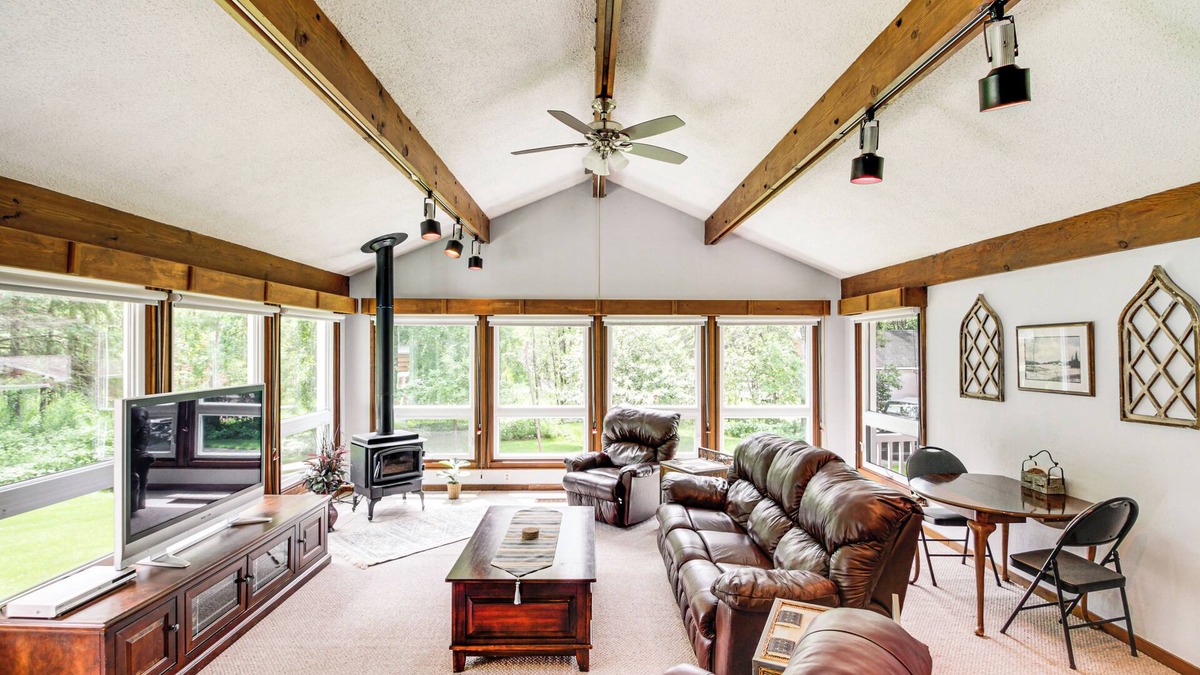 Duluth House | Duluth Lake House - Walk to Beach & Boat Ramp!