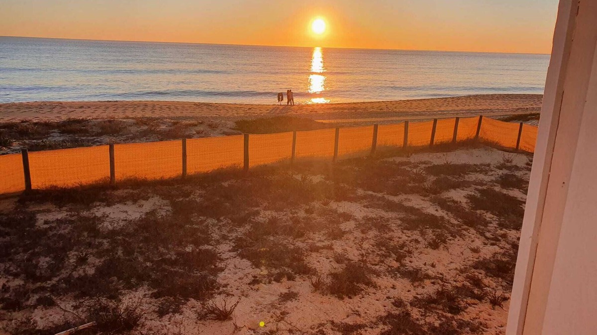 Praia de Faro House | Dune beach house