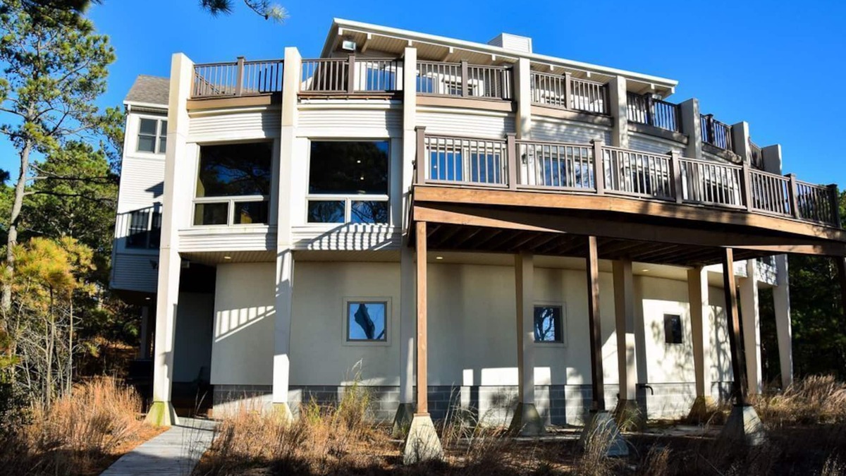 Bay Ridge House | DUNE BRIDGE-Breathtaking Bay & Sunset Views From The Deck and Almost Every Room.