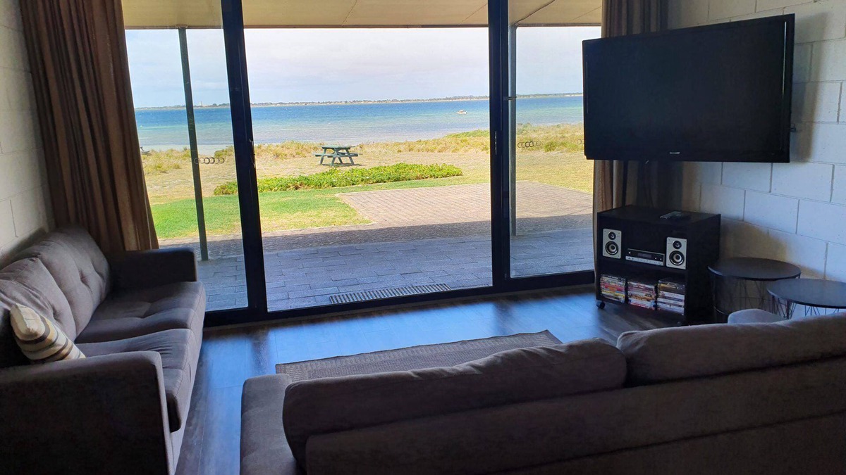 Melville House | Dunworkin' ~ Panoramic Views! - Beach right on your doorstep