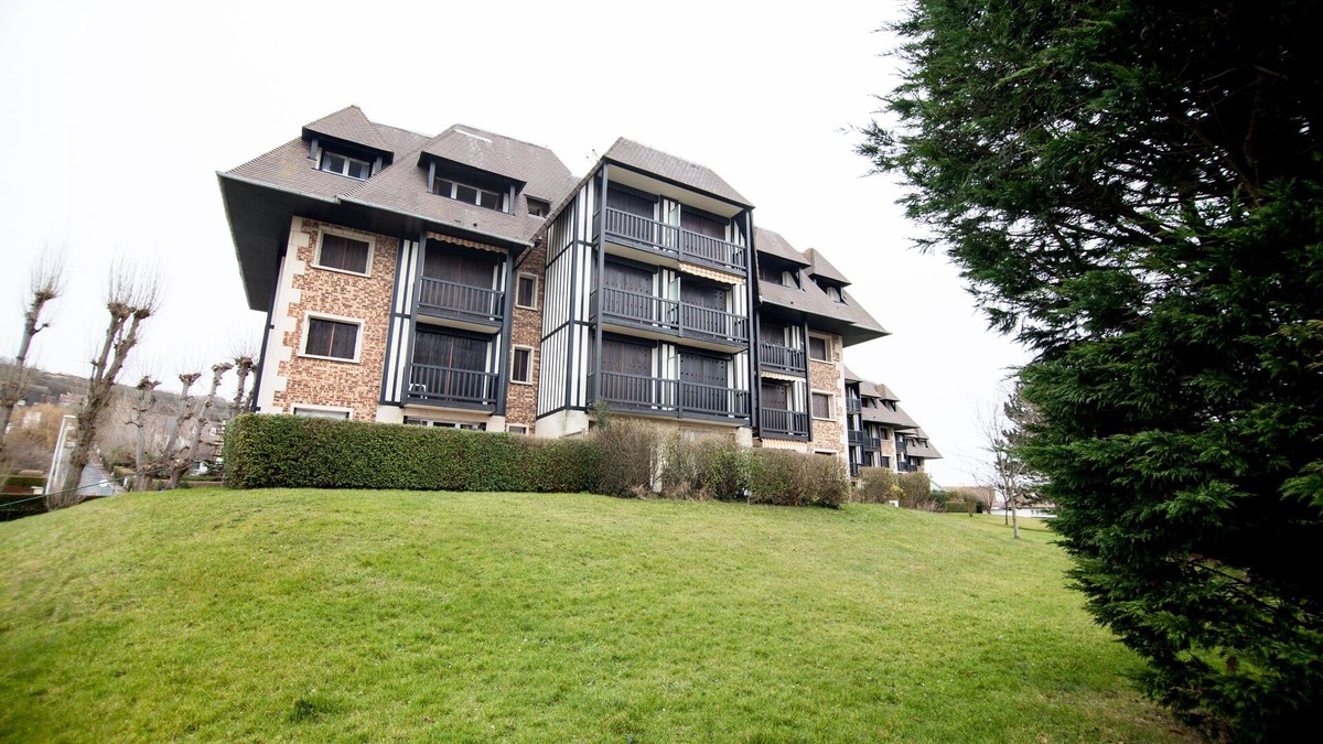 Blonville-sur-Mer Apartment | DUPLEX APARTMENT 47M2 BLONVILLE SUR MER 200m beach nearby. Deauville