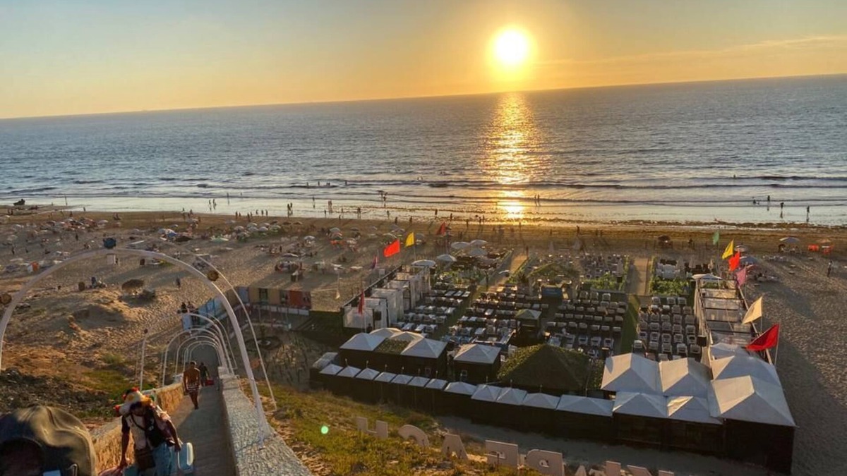 Achakkar Apartment | Duplex Arous Al Bahr - Beach view - Easy Check-in- near airport