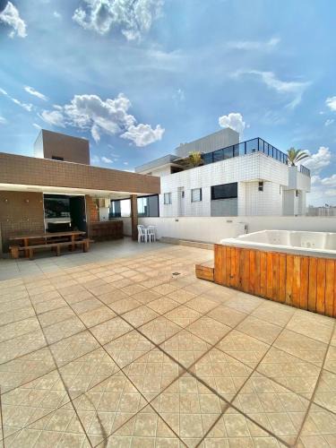 Castelo Apartment | Duplex espaçoso e confortável para até 12 pessoas