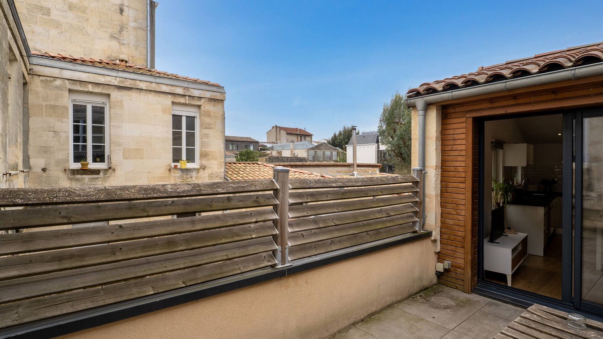 Bordeaux Sud Apartment | Duplex flat for 2 people with terrace and parking