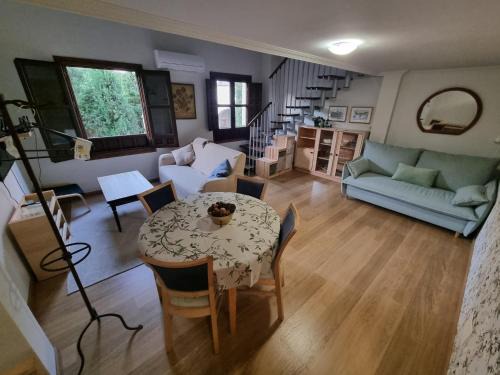 Pastrana Apartment | Duplex Palacio de los Burgo