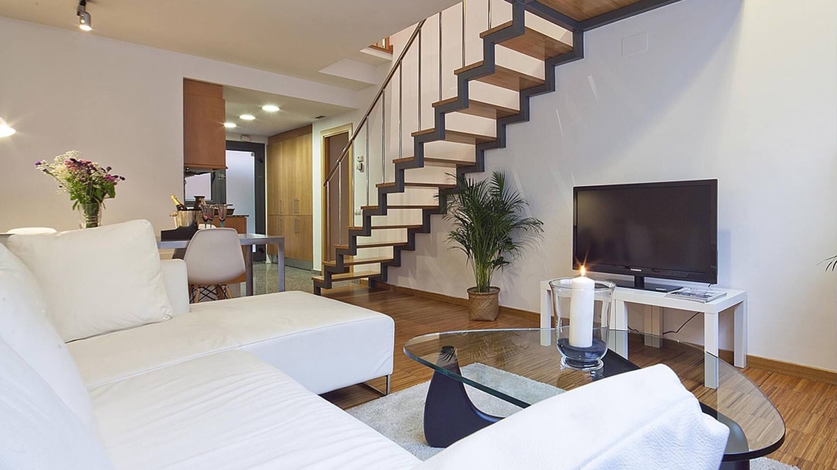 El Putget i Farro Apartment | Duplex with 3 habit 6 pax near the Teknon with access to pool - Free WiFi