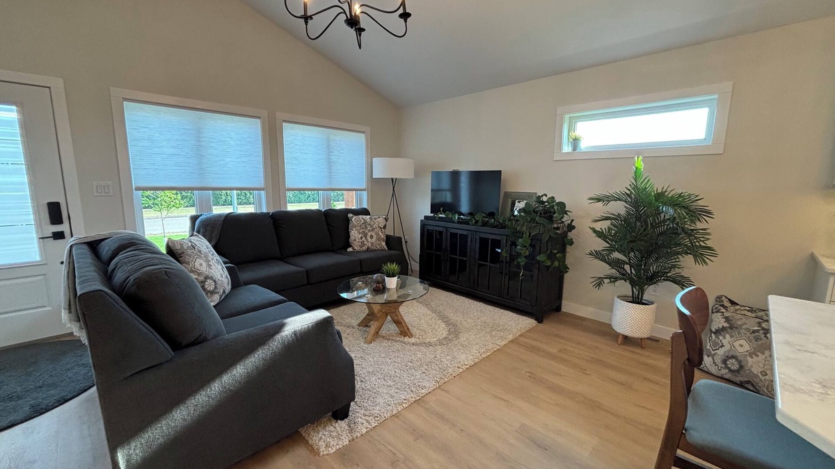 Dauphin House | Duplexes on Hawthorne