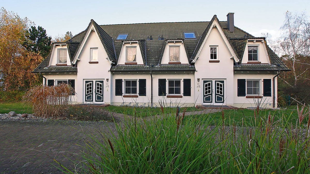 Neuhaus Apartment | Durch den Küstenwald in Wenigen Minuten am Strand