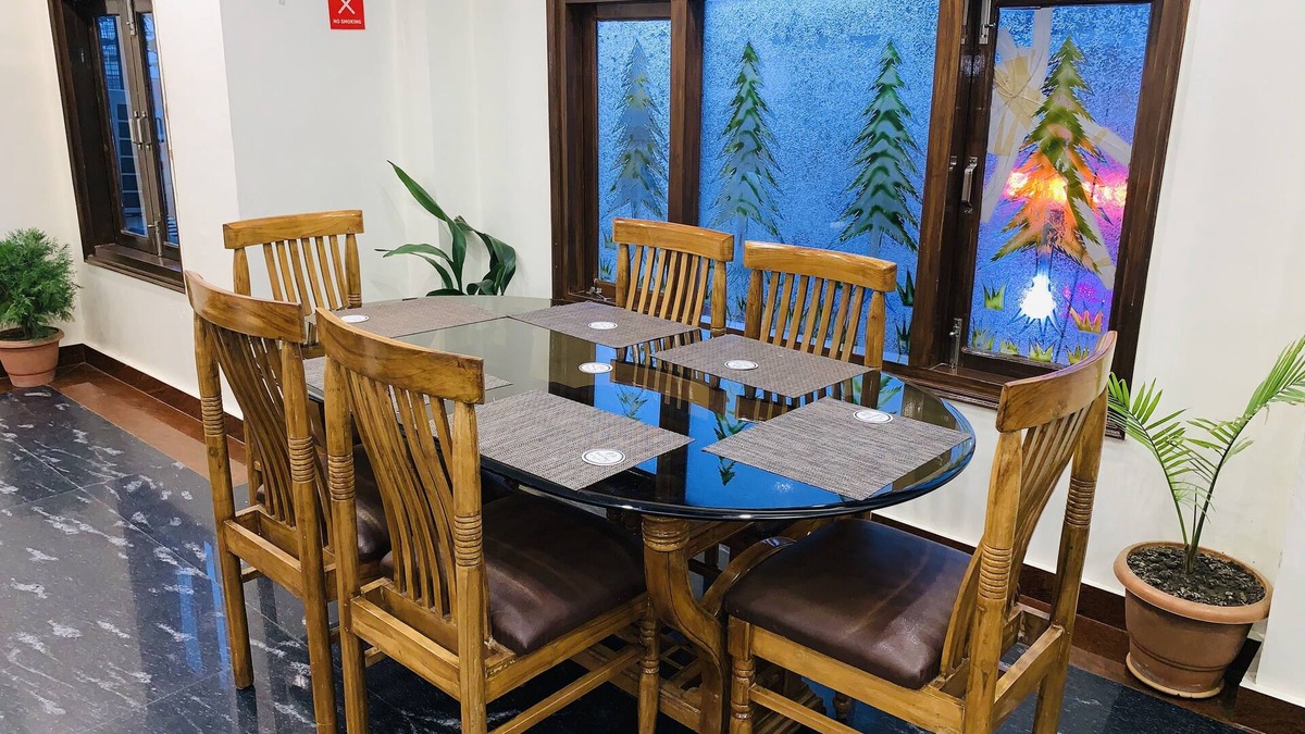 Chhota Shimla Hotel | Dusk N Dawn