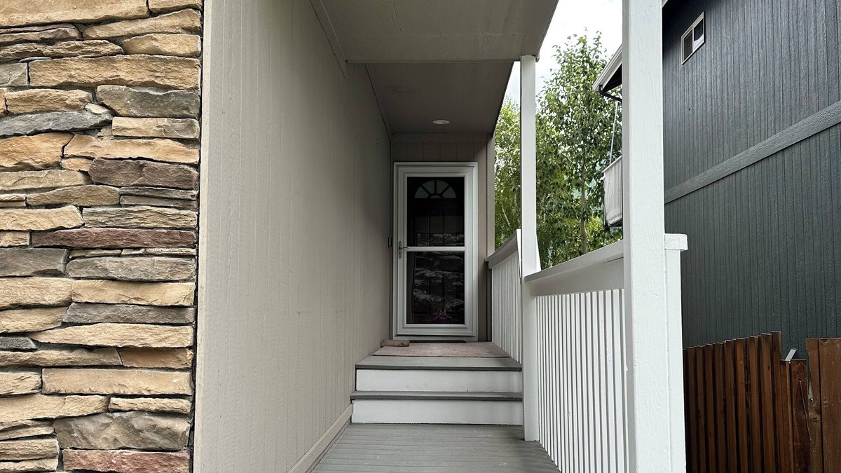 Eagle River House | Eagle River Grand Suites