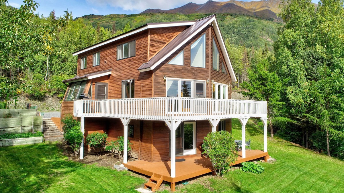 Cooper Landing Cabin | Eagle's Haven - Entire Cabin 6 bd w/2 LivingAreas