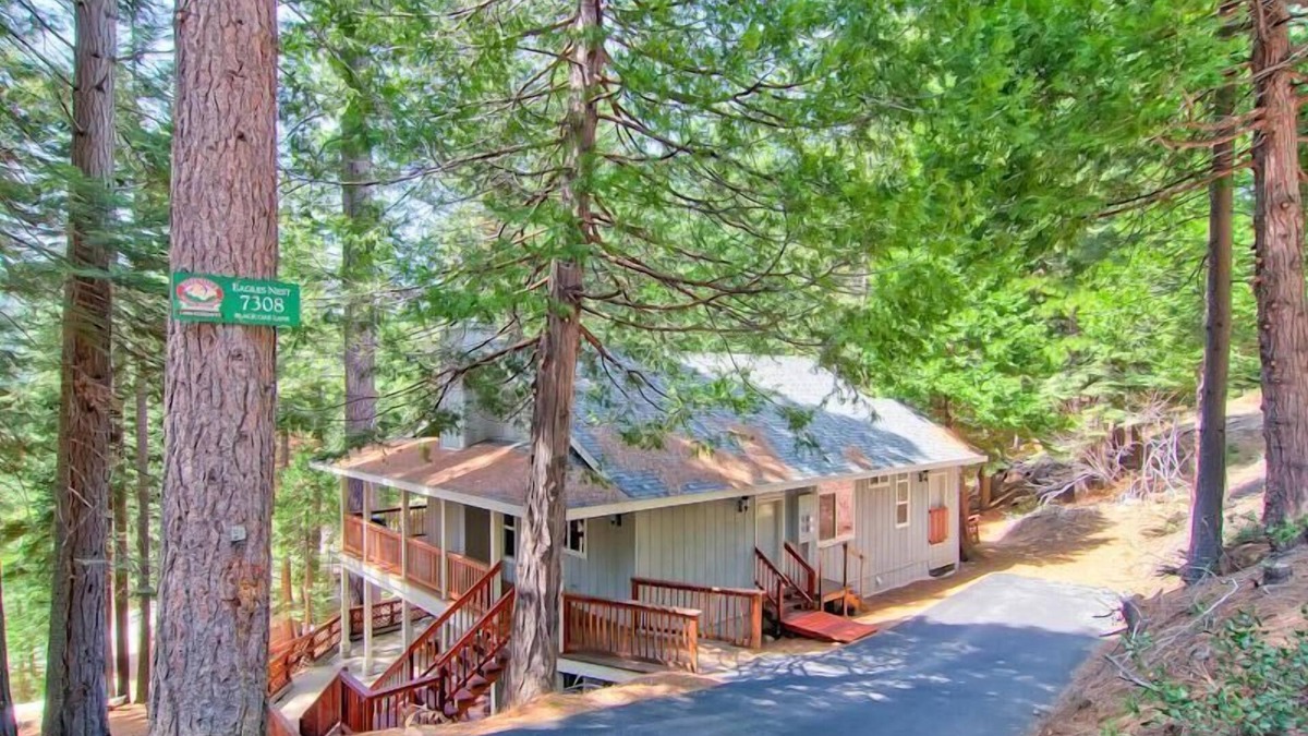 Yosemite West House | Eagles Nest
