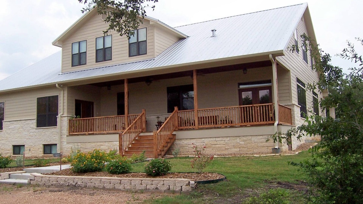 Burton Bed & Breakfast | Eagles Nest Lodge-5 miles from Round Top
