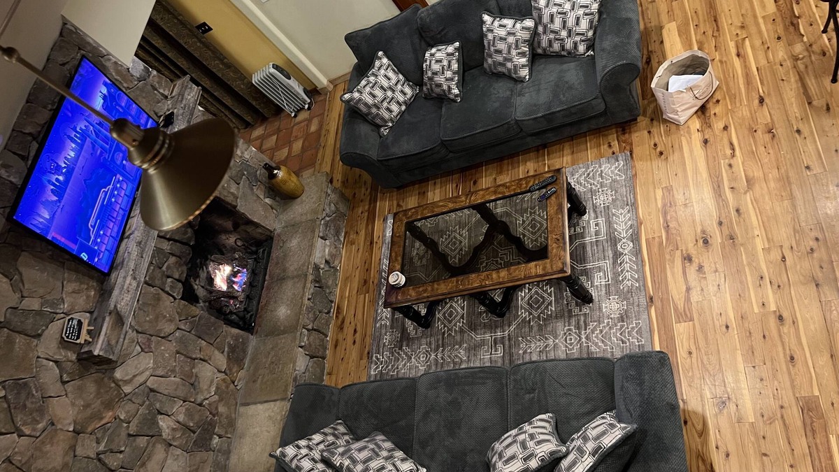 Weisshorn House | Early Ski 750 nt half mile town, Fireplace, Hot Tub, Pool Table, Heated Garage