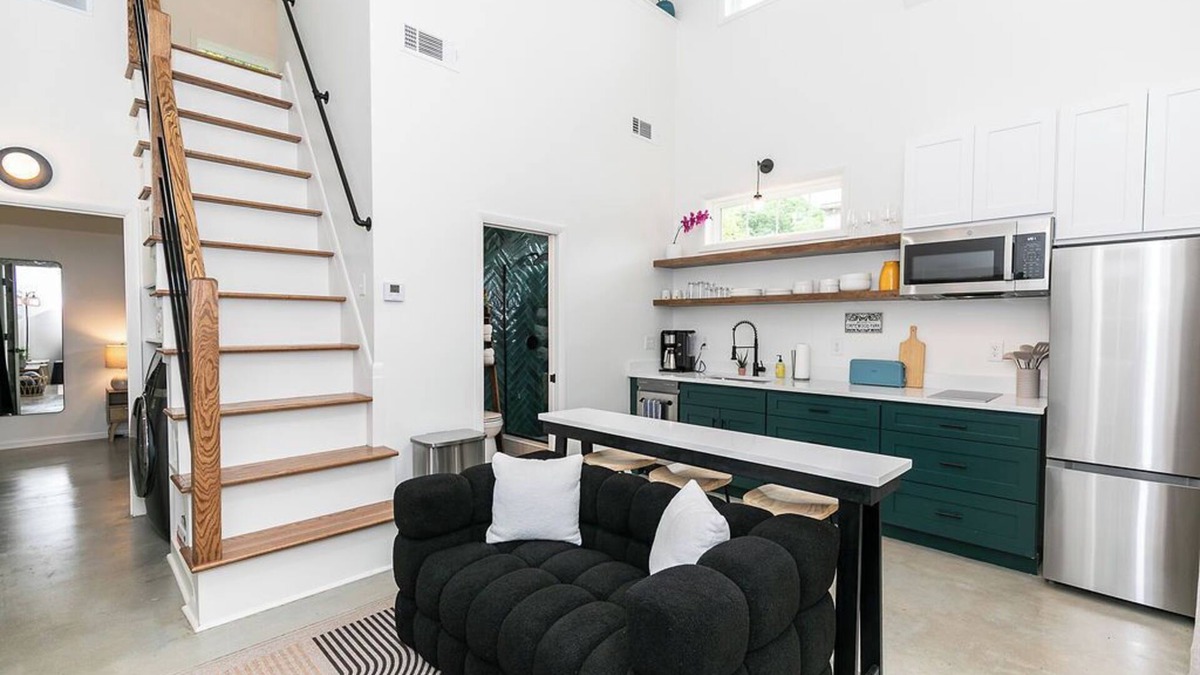 East Atlanta House | East Atlanta Tiny Retreat Loft + Backyard Vibes Featured on This Old House