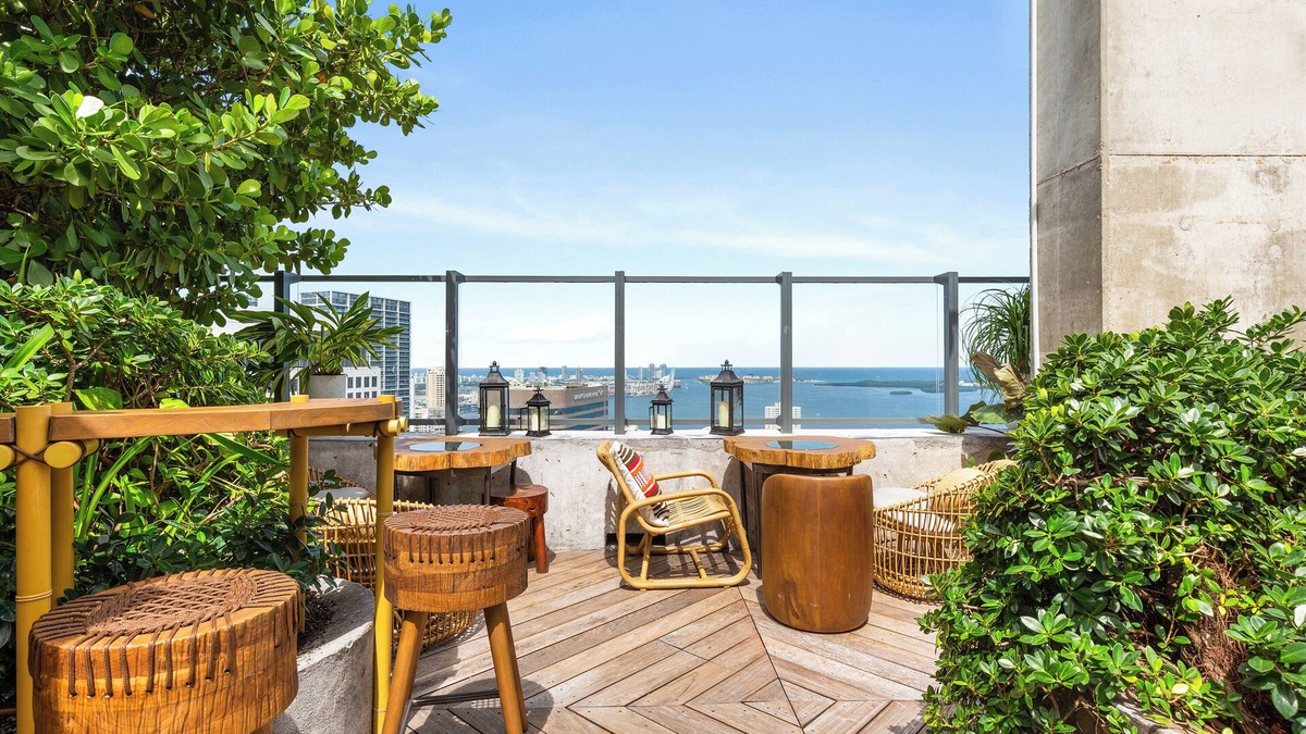 Brickell Hotel | EAST Miami Residences