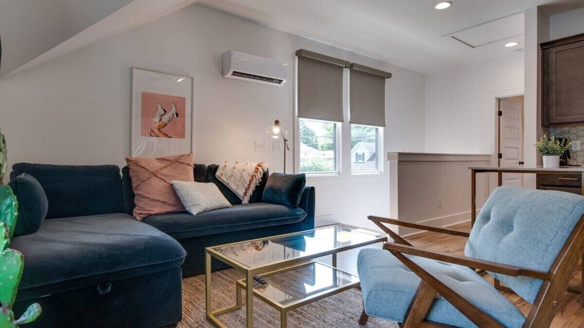 Greenwood House | East Nashville Homes for Large Groups