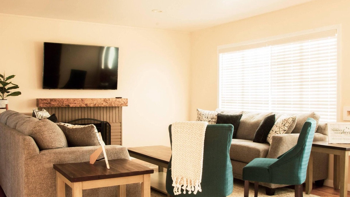 Salinas House | East of Eden - Beautiful Home Near Monterey Bay
