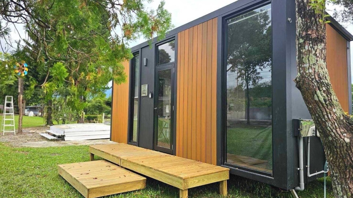 Kaohsiung House | East Village Inn 1 by Tiny Away (東村小棧1)