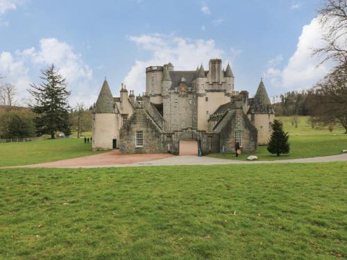 Inverurie Apartment | East Wing - Castle Fraser