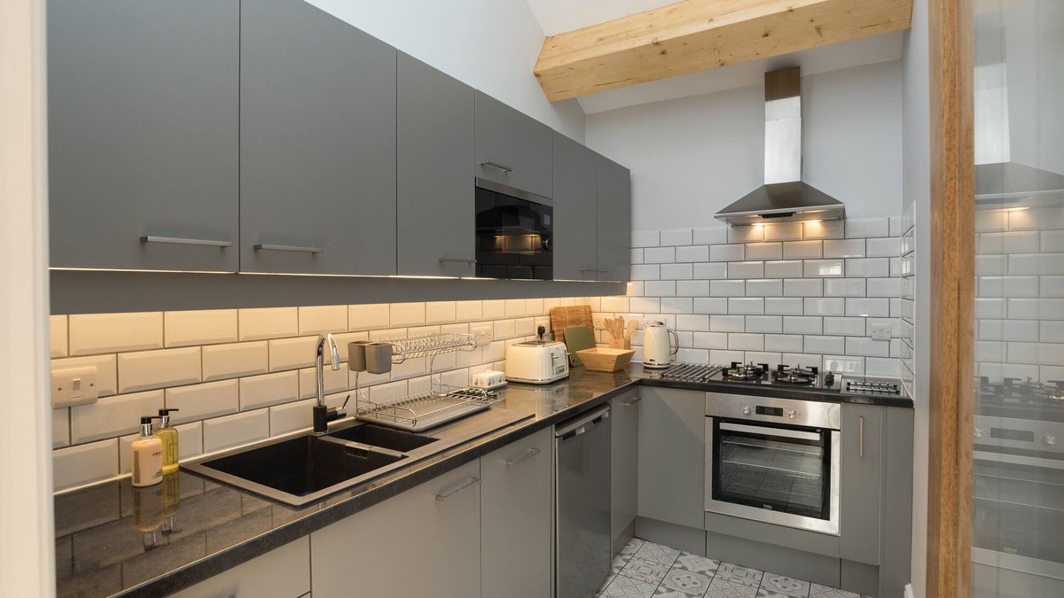 Belluton Cottage | East Wing