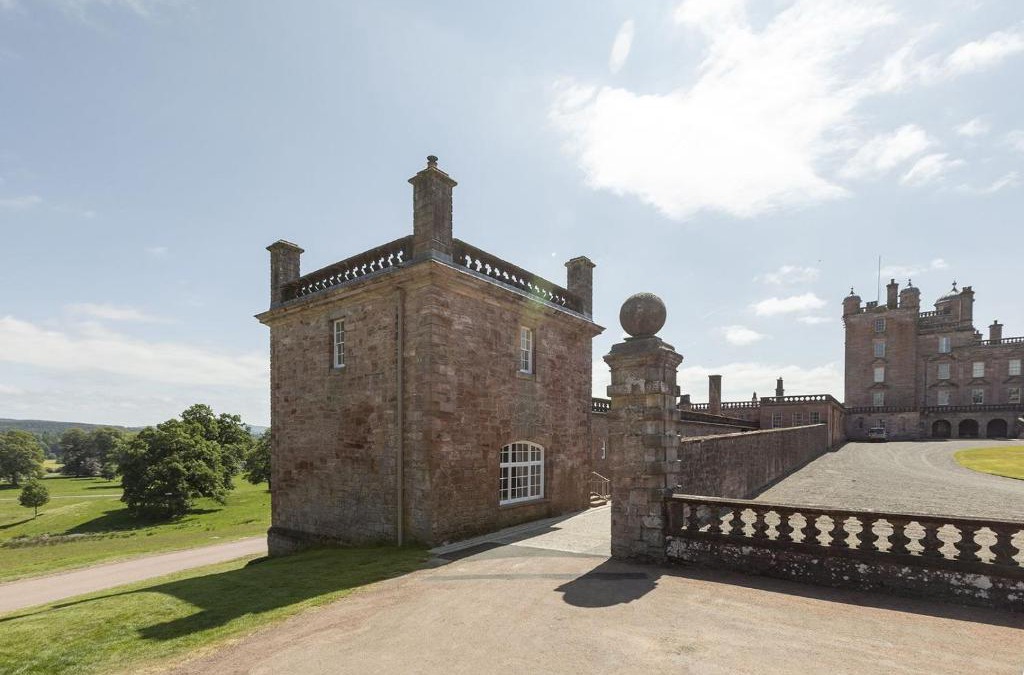 Thornhill House | East Wing