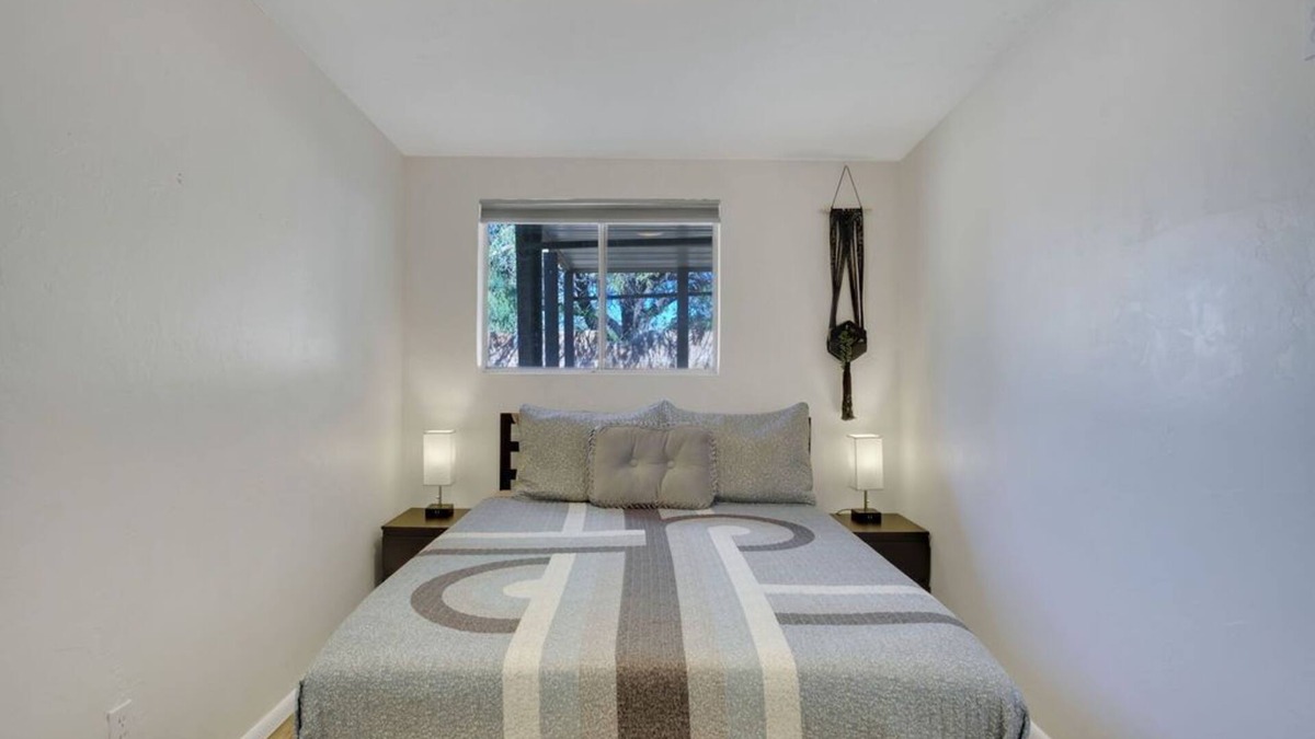 Harrison East South House | Eastside family home! Fun in the sun in Tucson!