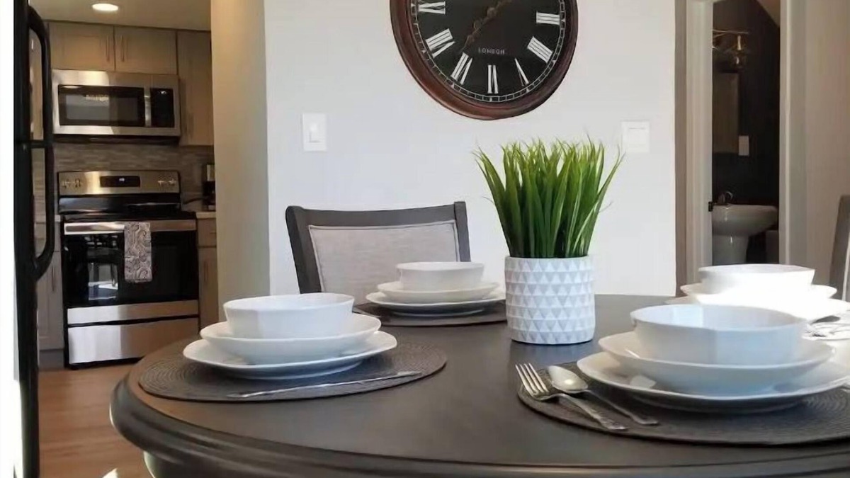 Biggs Field House | Eastside Gem! Welcome Home 65" TV fully remodeled