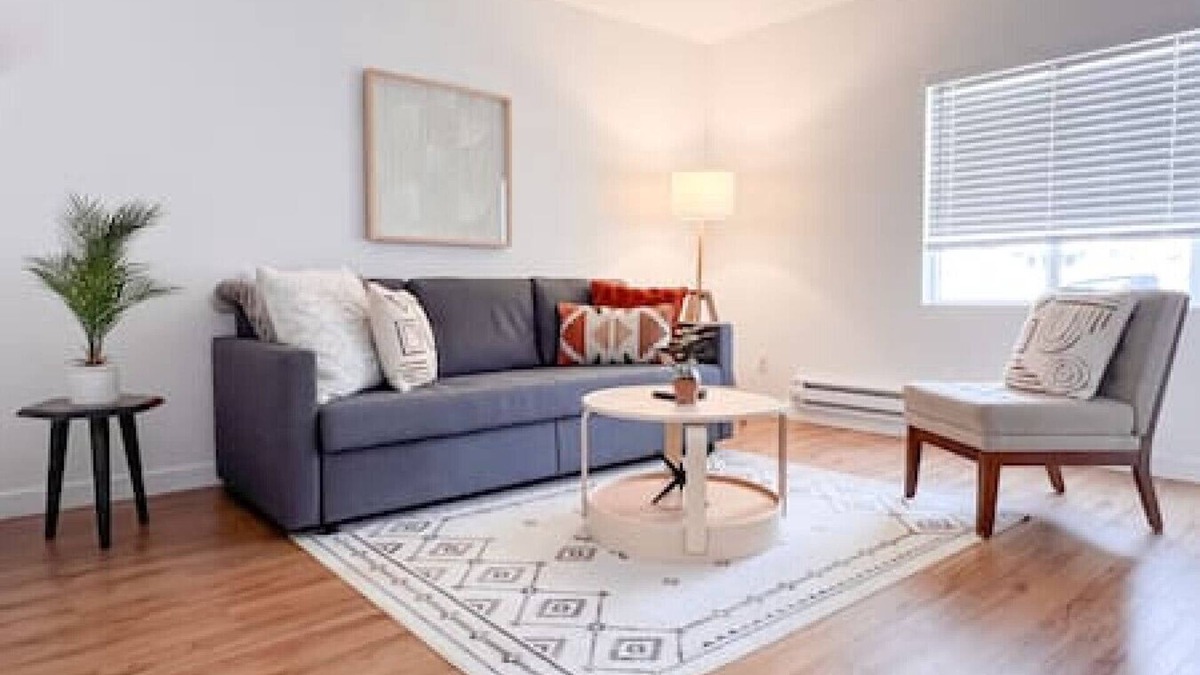 Pueblo Apartment | Easy Self Check In 2BD1BA Renovated Hidden Gem