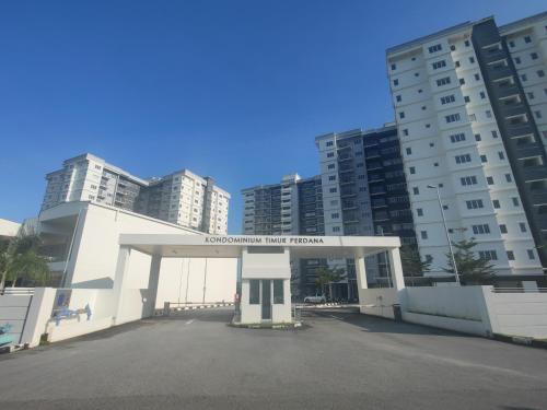 Taman Kolej Perdana Apartment | EasyStay Kampar (near UTAR) 5bedrooms 10pax Free WiFi