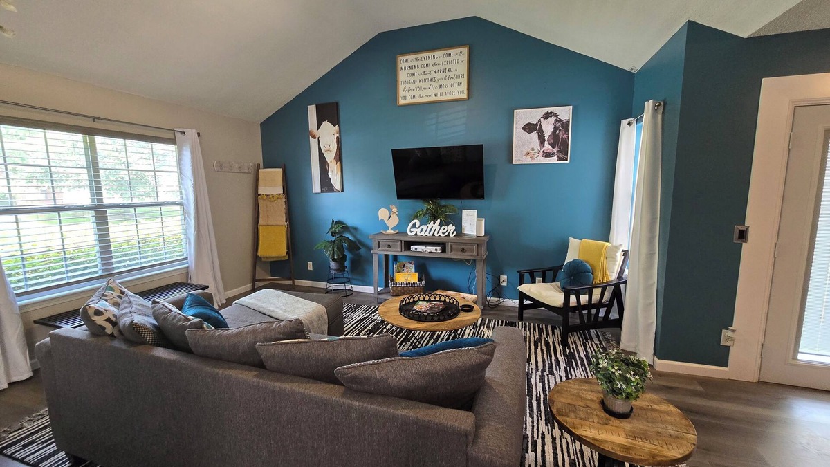 Pooler House | Eat, sleep, relax in Pooler