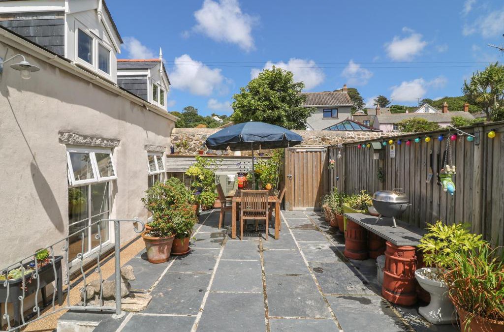 Marazion House | Ebenezer Cottage