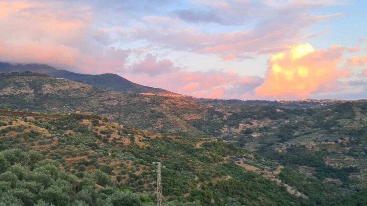Montecorice Apartment | Ebikes, Fast Wi-Fi, Panorama, AC, and sea nearby